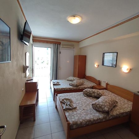 Villa Cosmos Inn Olympiakí Aktí Luaran gambar