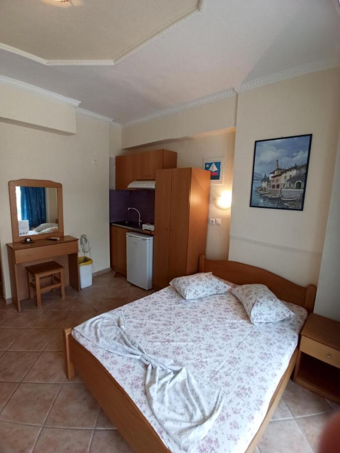 Villa Cosmos Inn Olympiakí Aktí Luaran gambar