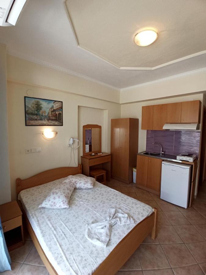 Villa Cosmos Inn Olympiakí Aktí Luaran gambar